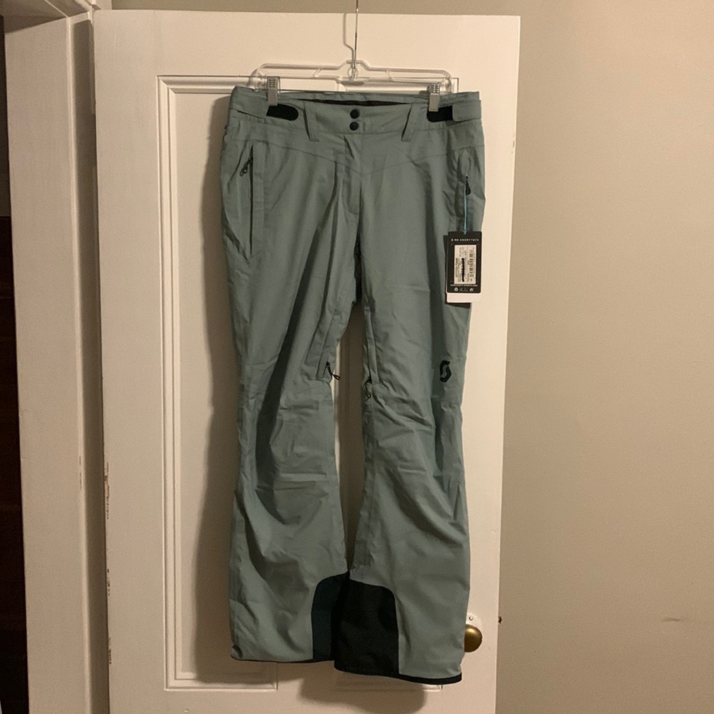 Scott Snowpants